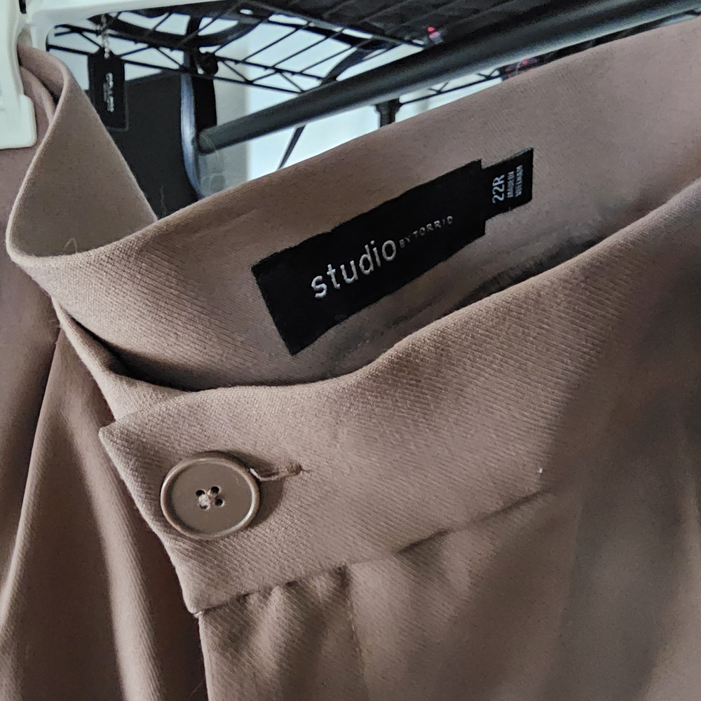 Torrid Taupe Pantsuit - Picture 5 of 6